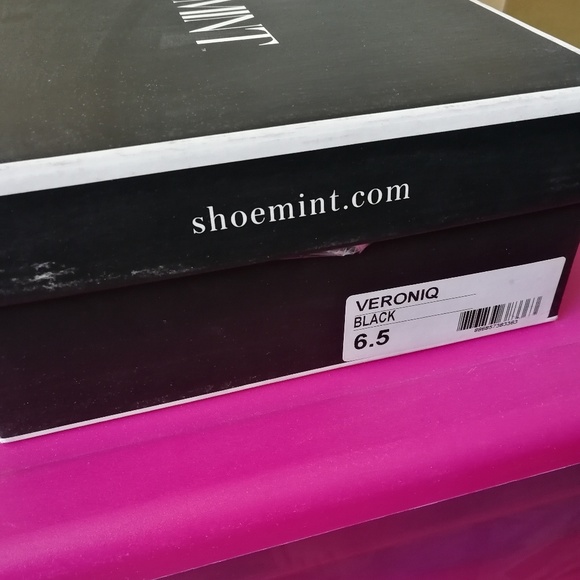 SHOEMINT NUBUCK HEELS BRAND NEW - Picture 6 of 6